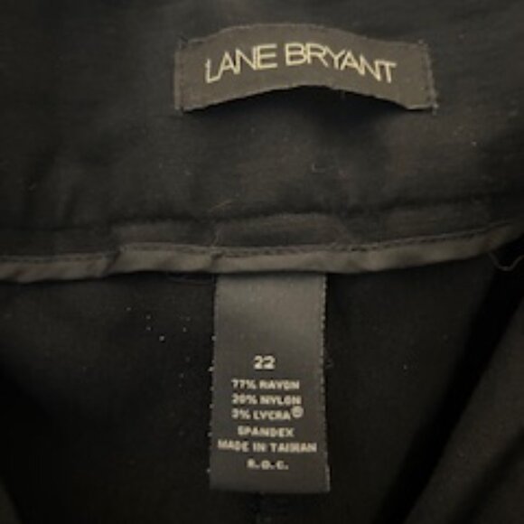 Lane Bryant Cropped Pants - Picture 3 of 3